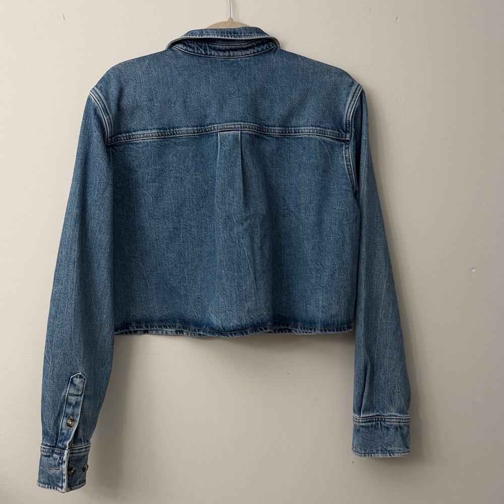 🔥GOOD AMERICAN Cropped Denim Shirt - Picture 9 of 9